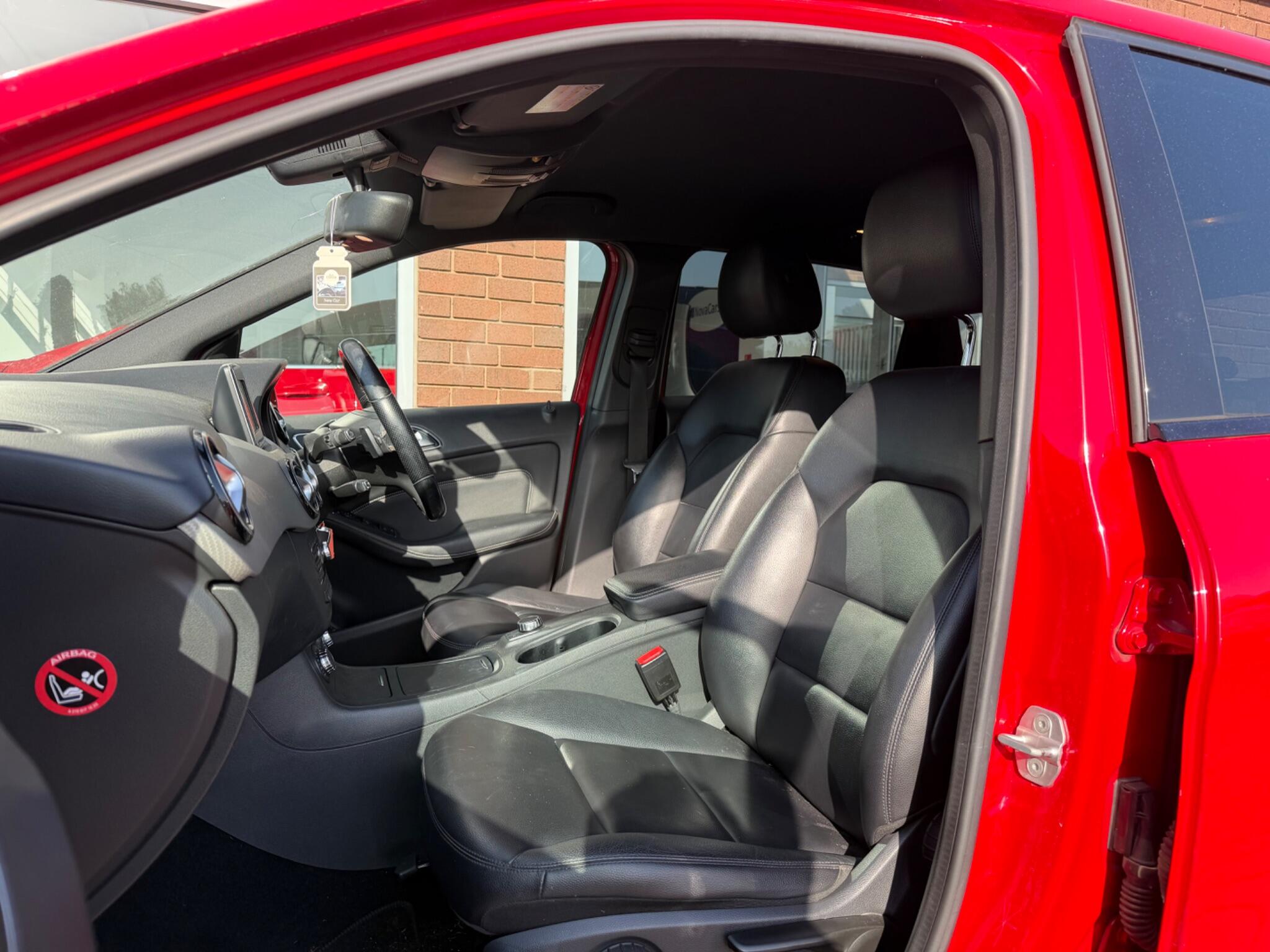 Mercedes-Benz B-Class view 15