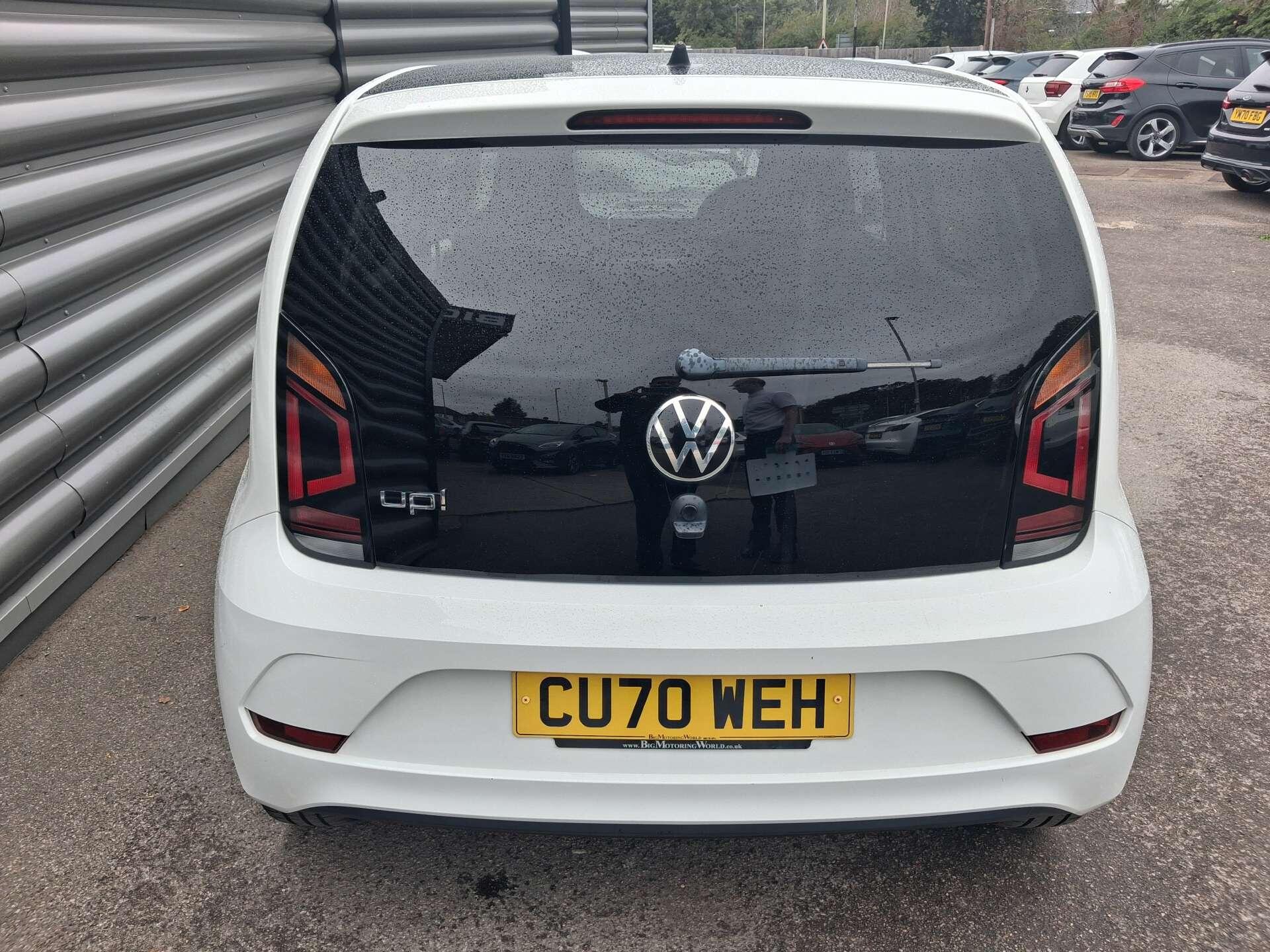 Volkswagen up! view 6