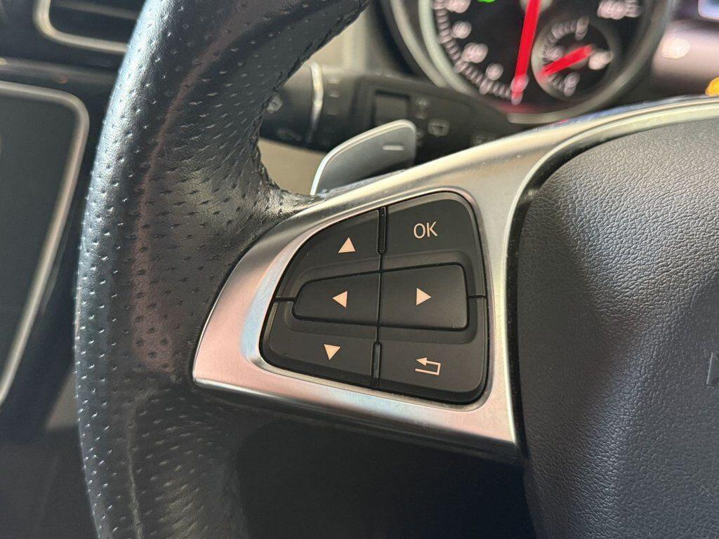 Mercedes-Benz Gle view 38