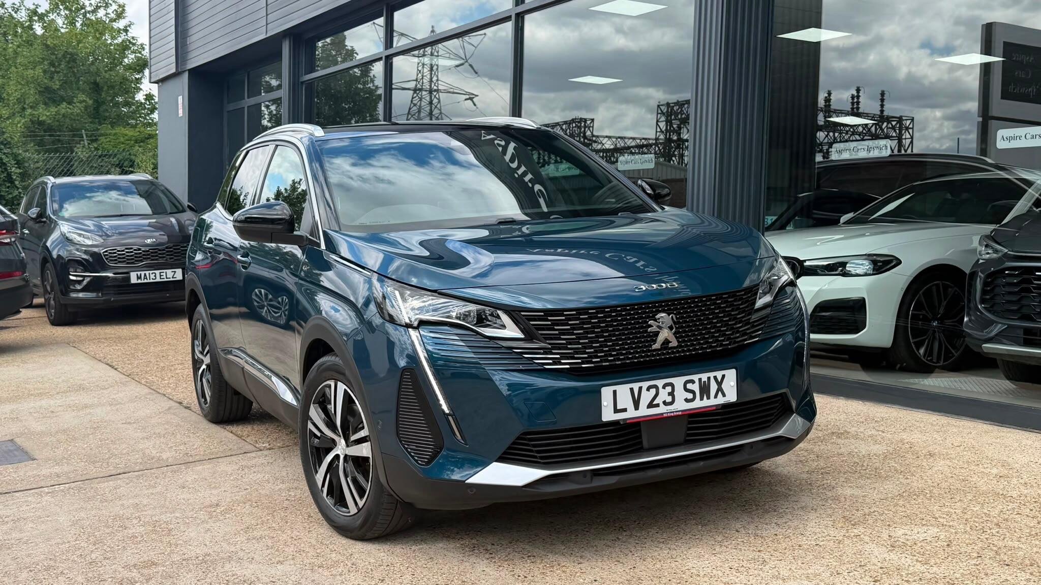 Peugeot 3008 view 3