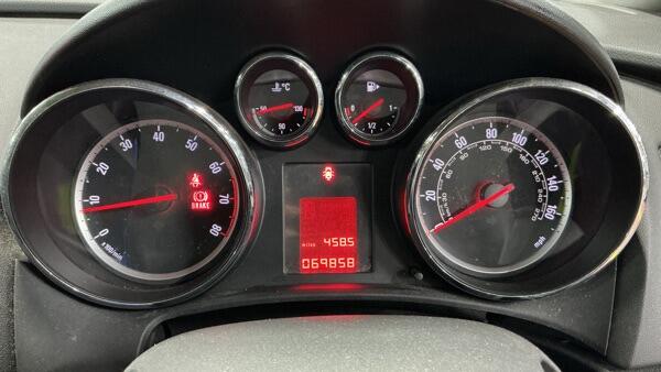 Vauxhall Astra view 10