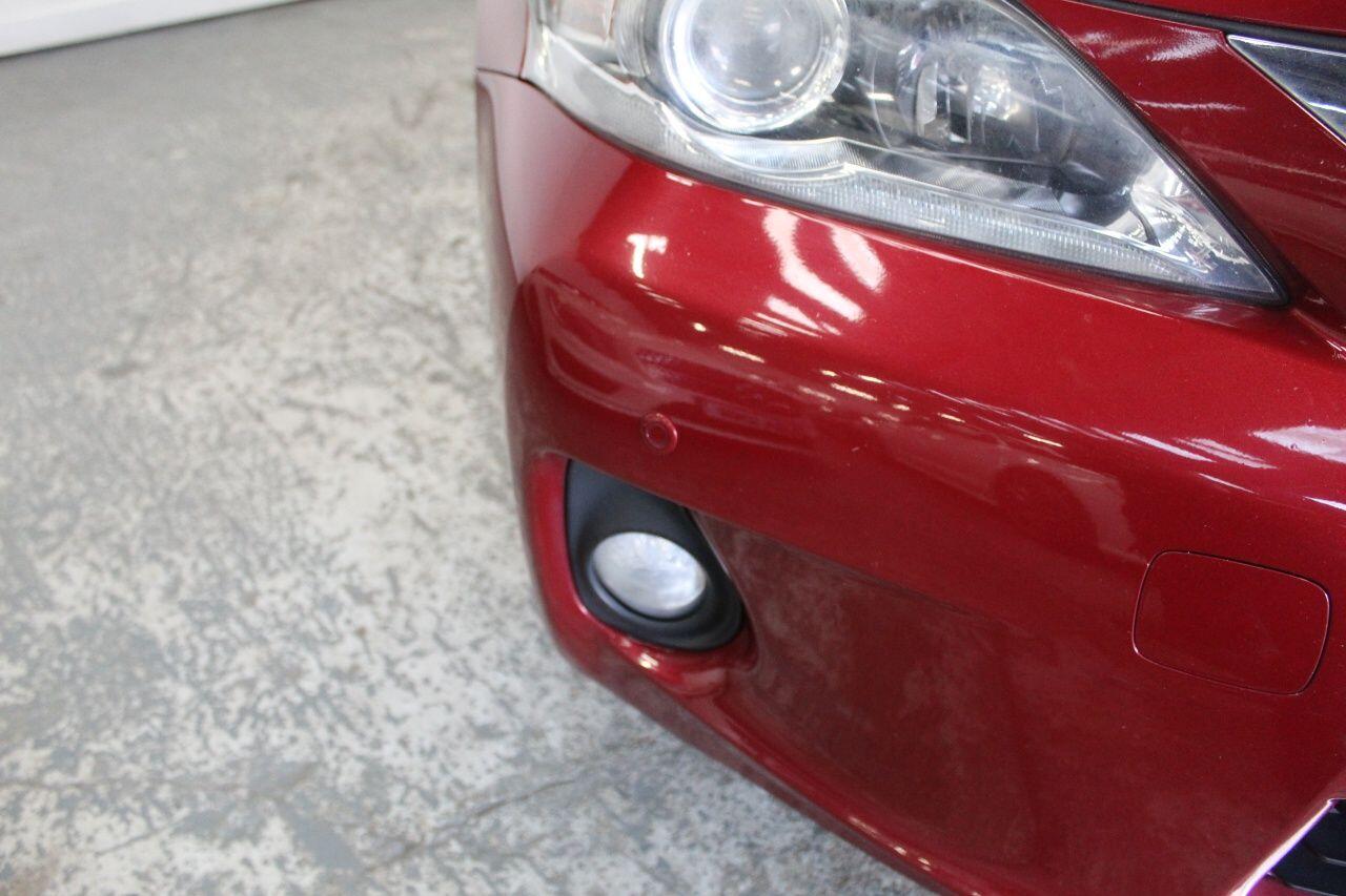 Lexus CT view 16