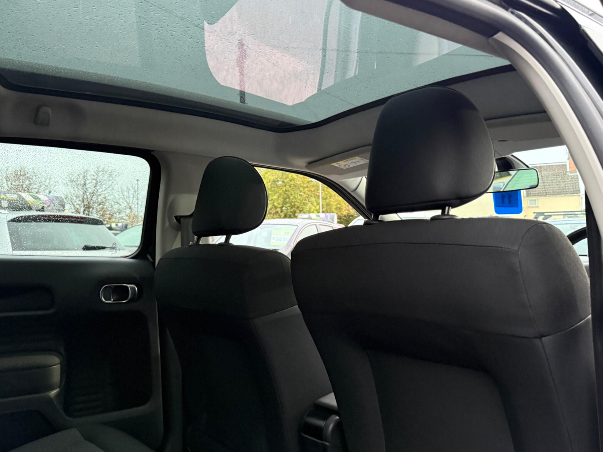 Citroen C4 Cactus - Image 18