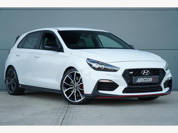 White 2019 Hyundai i30 N Hatchback Front-wheel drive Manual