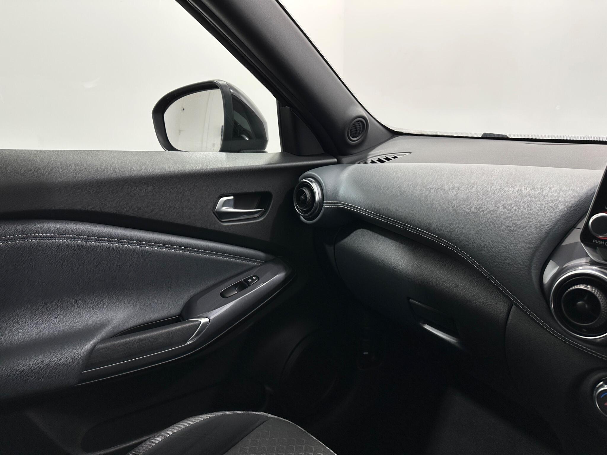 Nissan Juke view 24