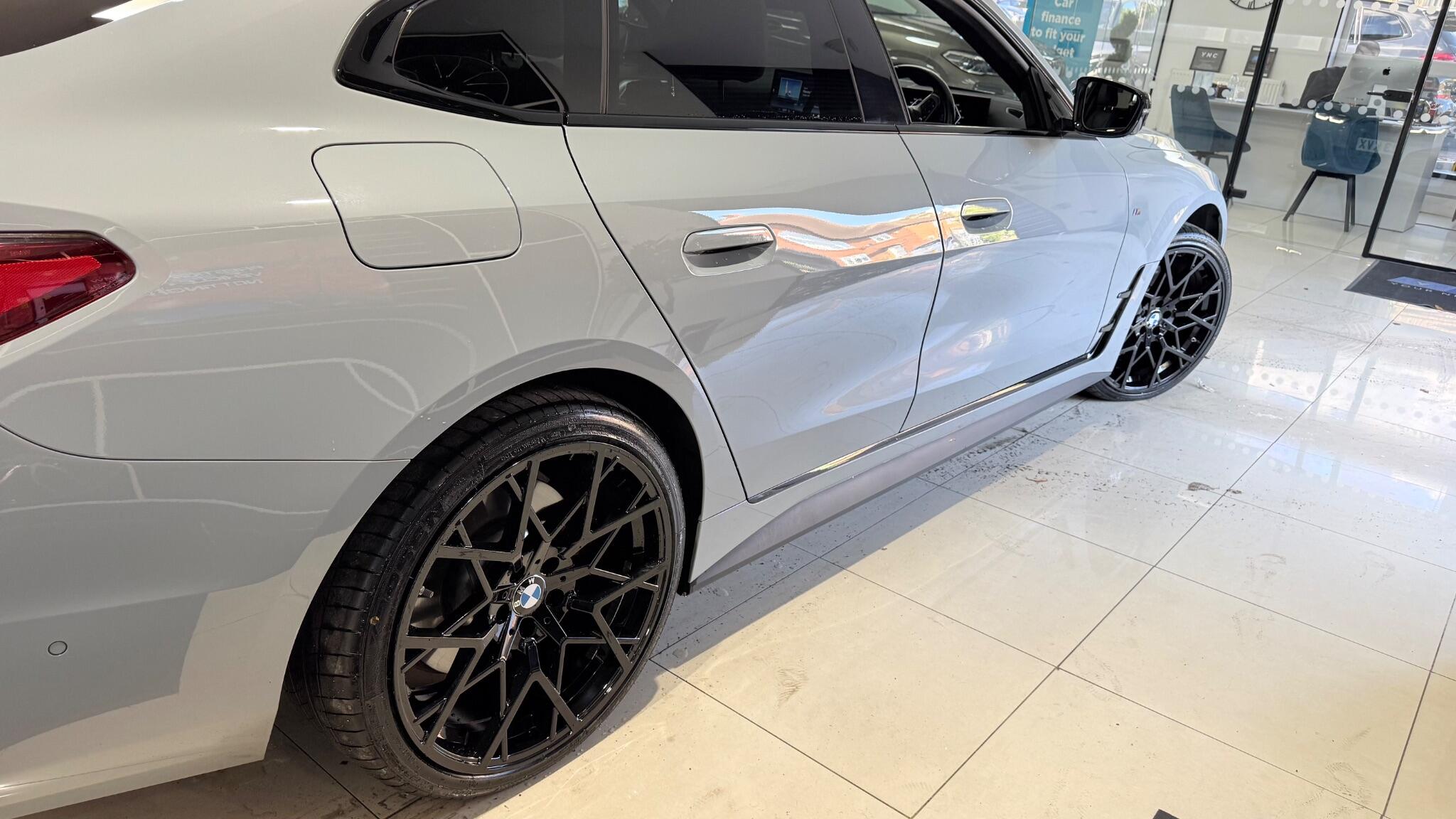 BMW i4 view 31