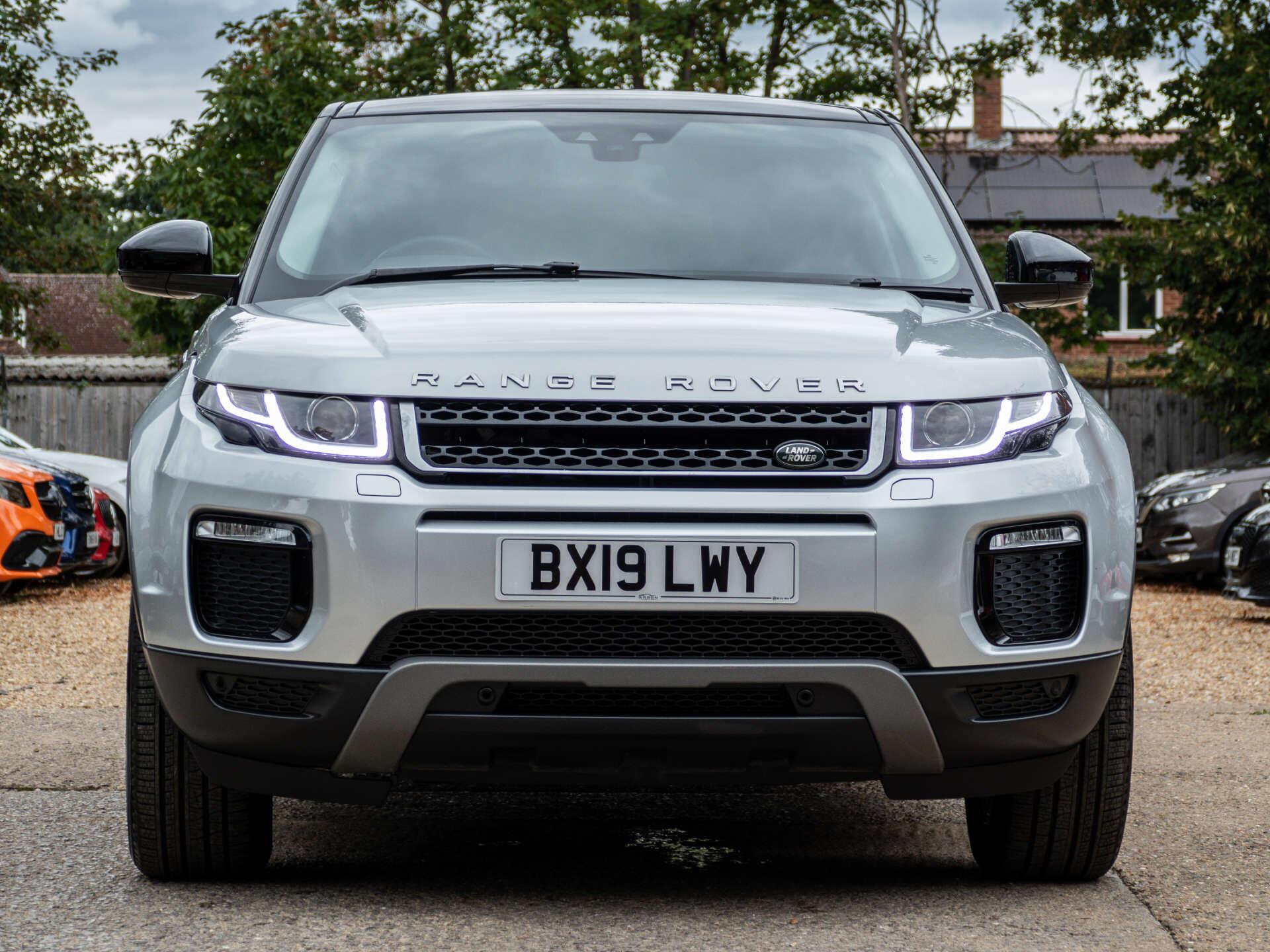 Land Rover Range Rover Evoque view 9