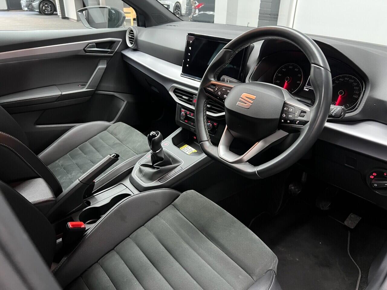SEAT Ibiza view 39