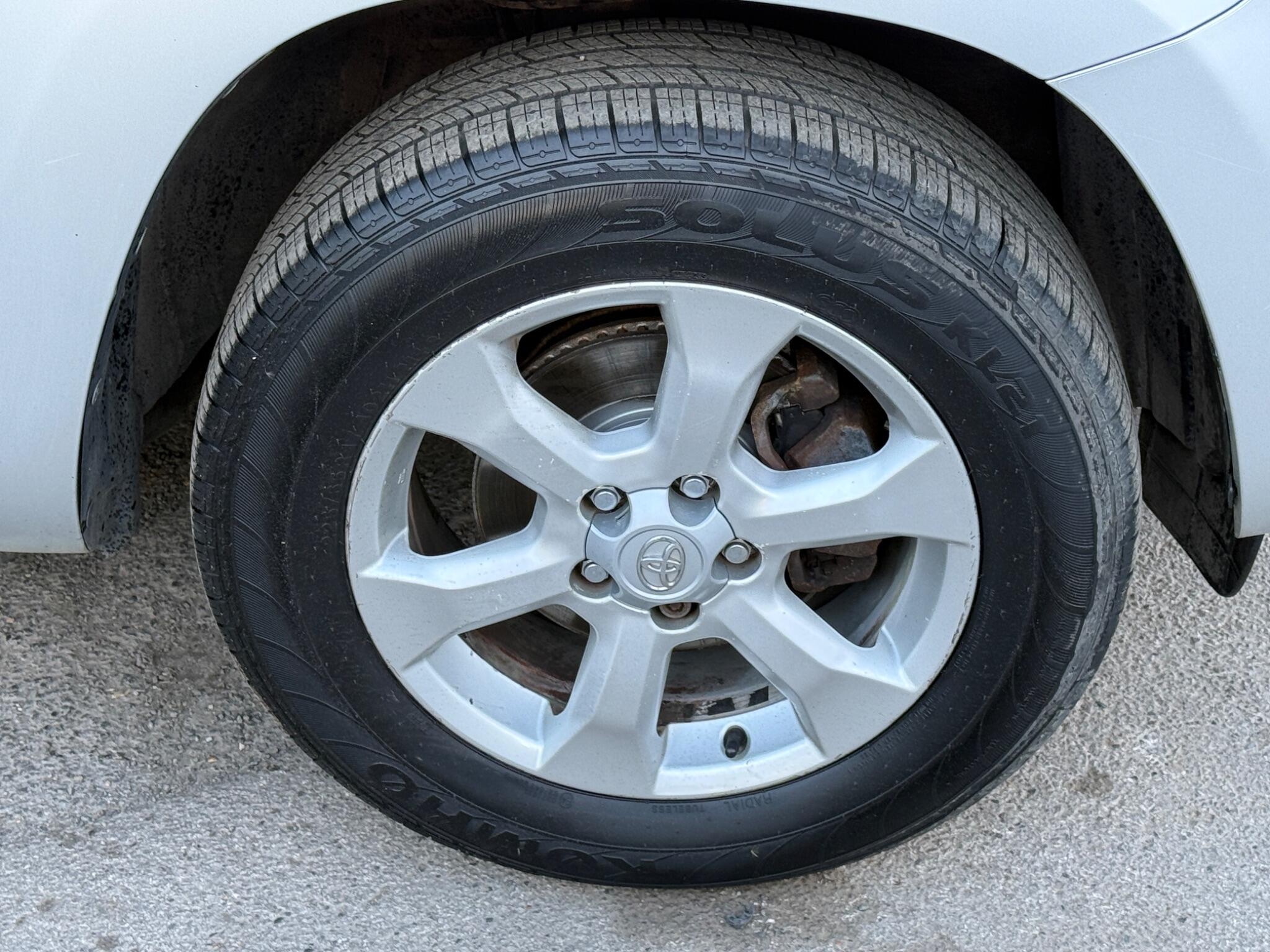 Toyota RAV4 - Image 27