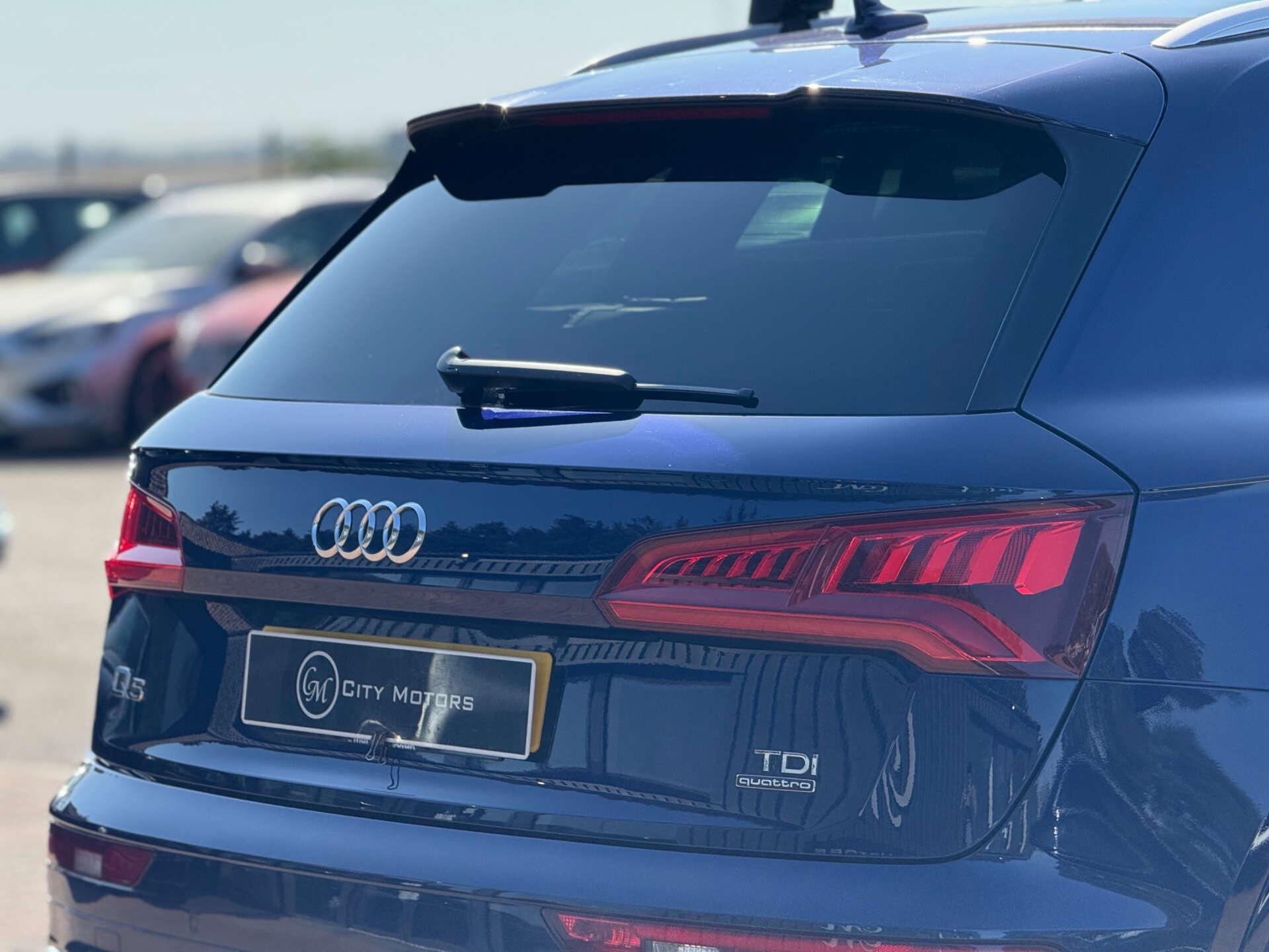 Audi Q5 view 20