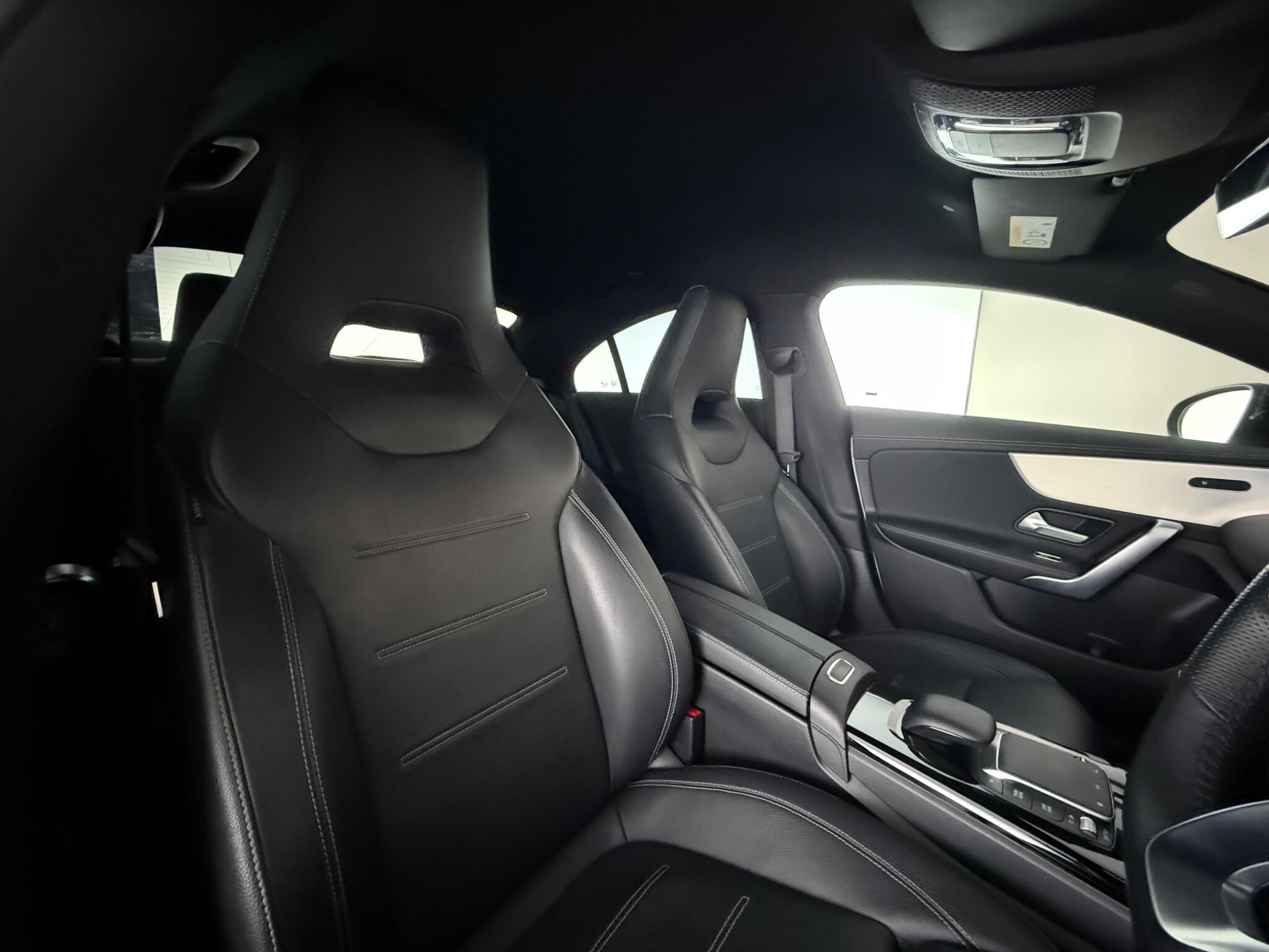 Mercedes-Benz Cla view 33