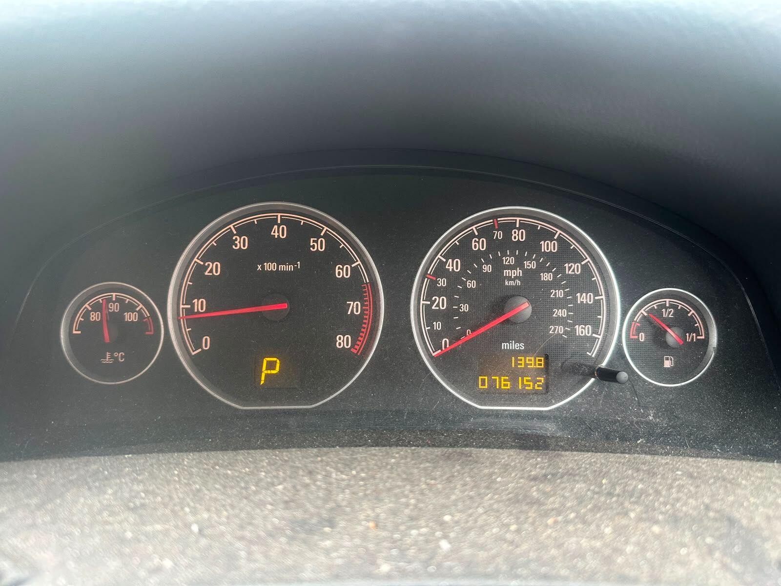 Vauxhall Vectra view 18