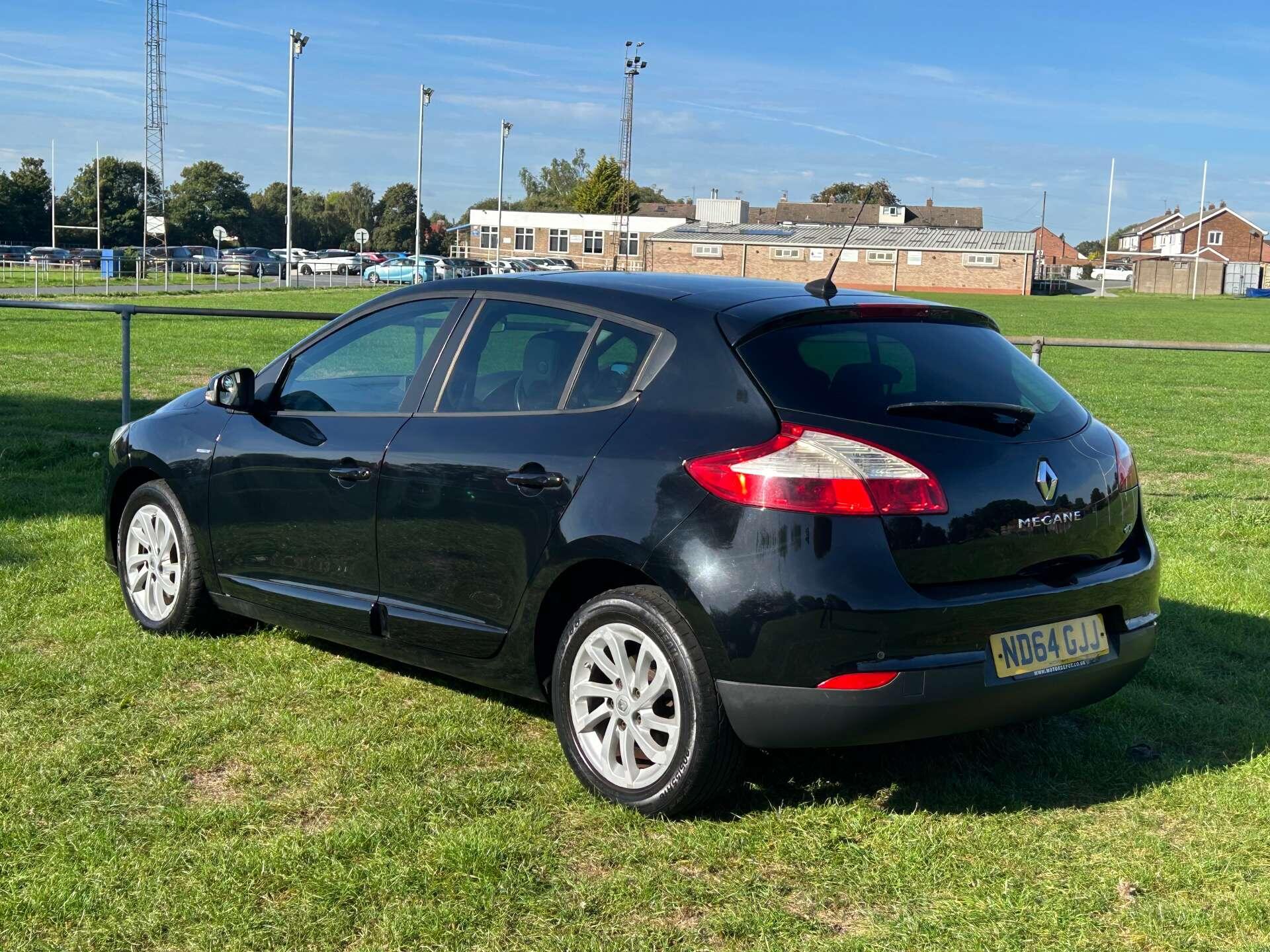Renault Megane view 5