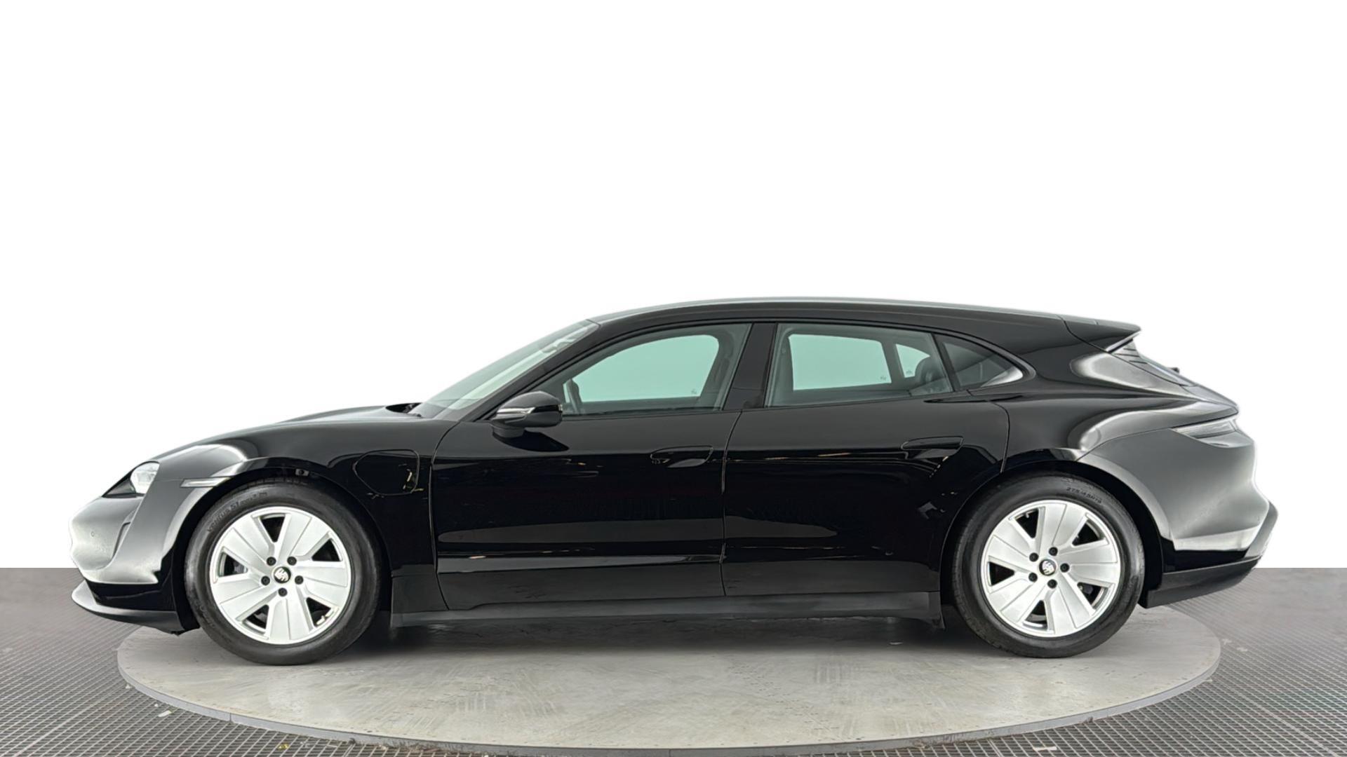 Porsche Taycan view 7