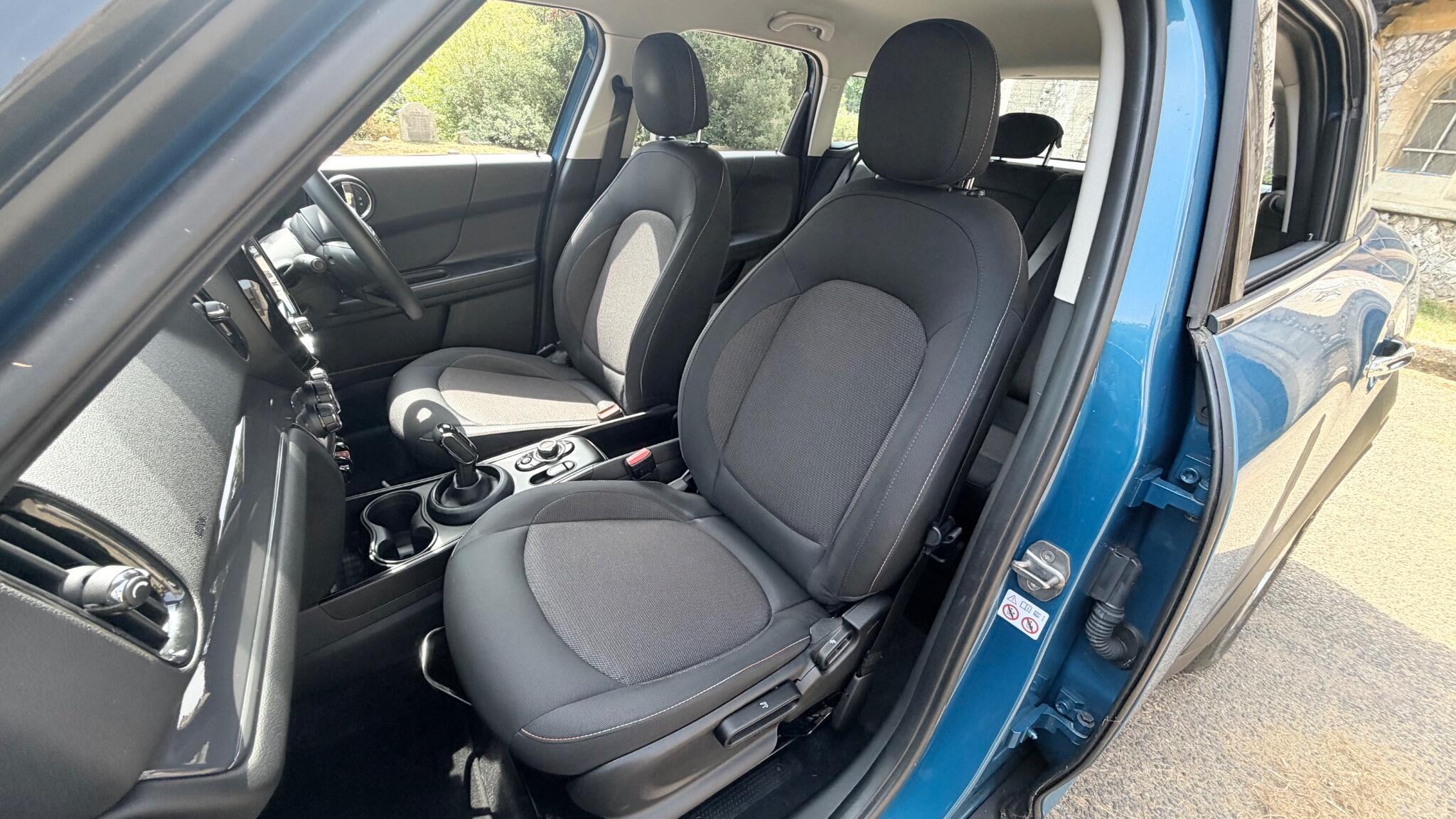 Mini Countryman view 61