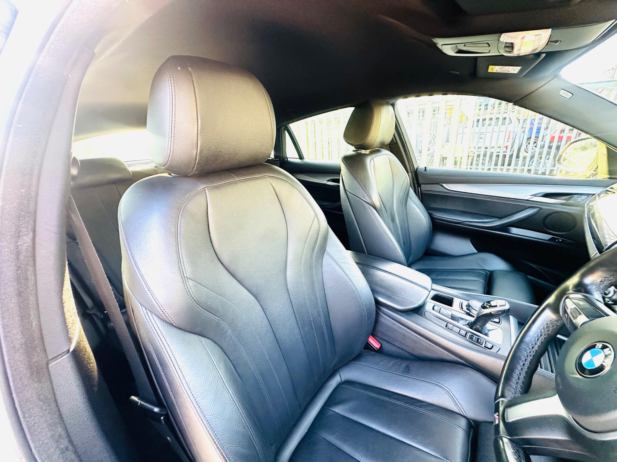 BMW X6 view 15