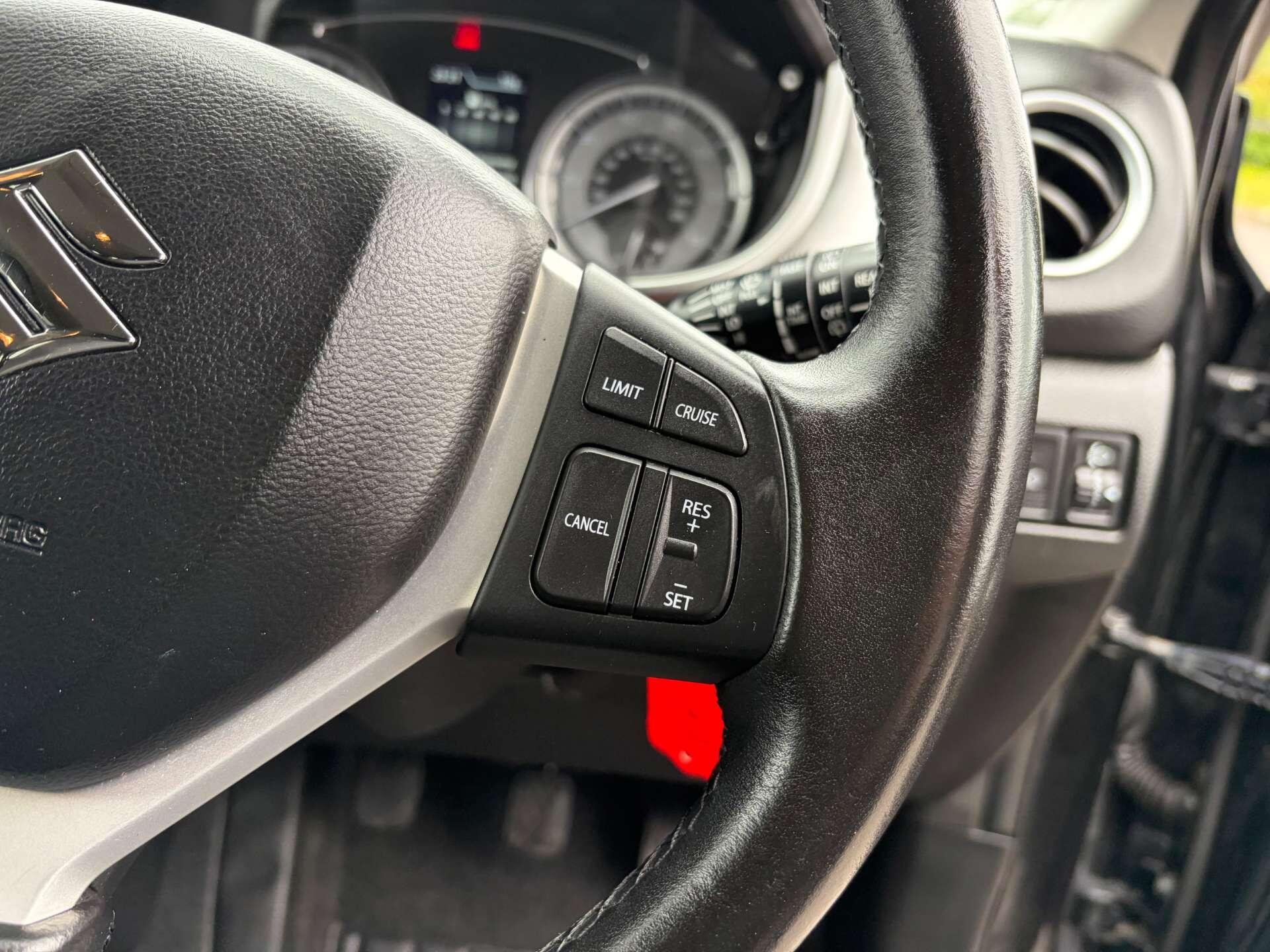 Suzuki Vitara view 39