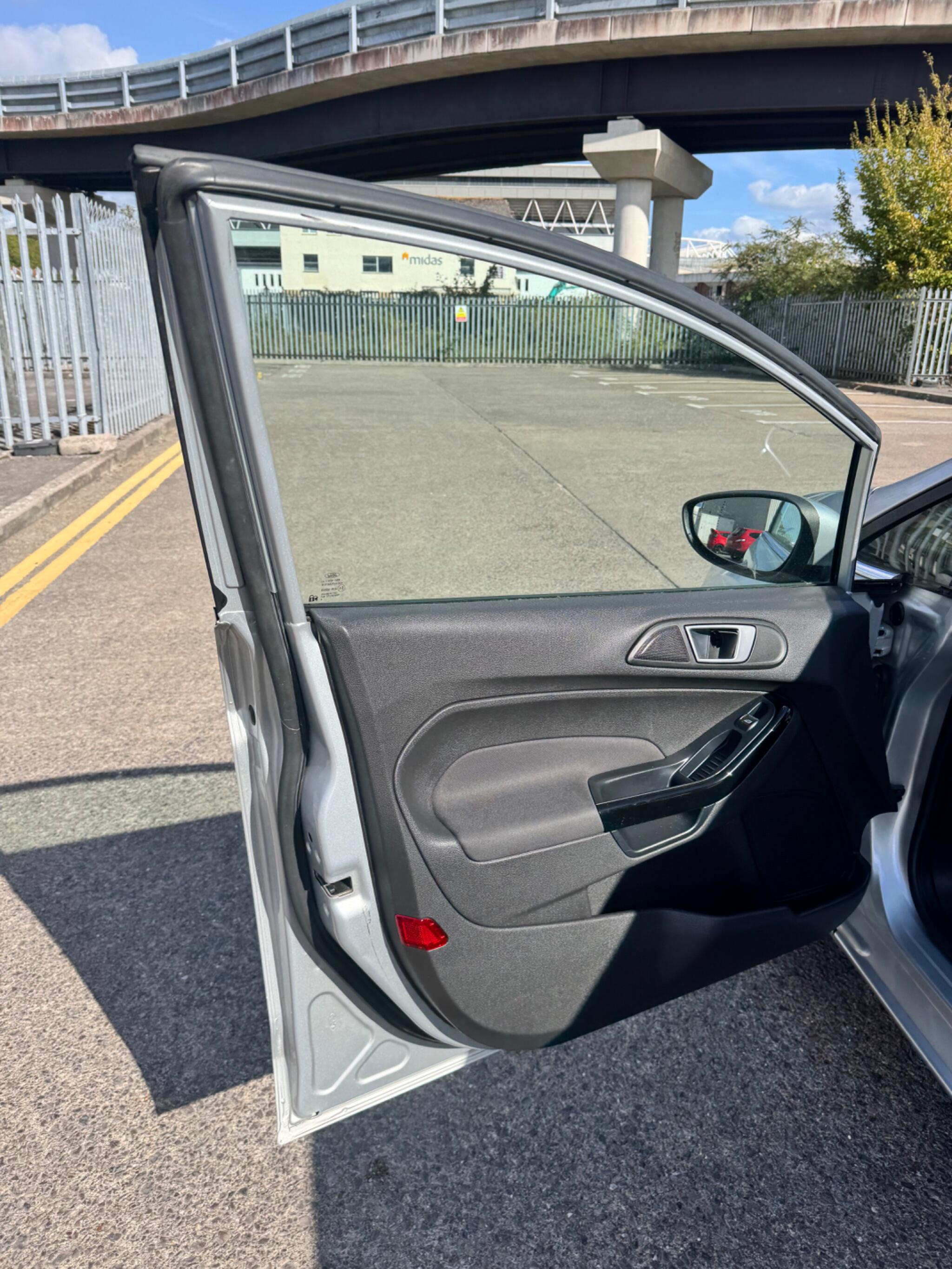 Ford Fiesta view 47