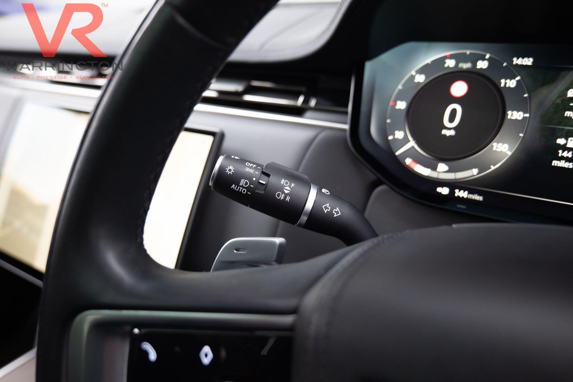 Land Rover Range Rover view 10