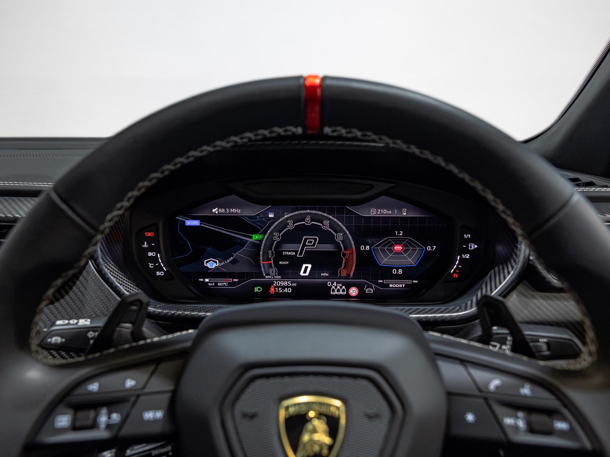Lamborghini Urus view 23
