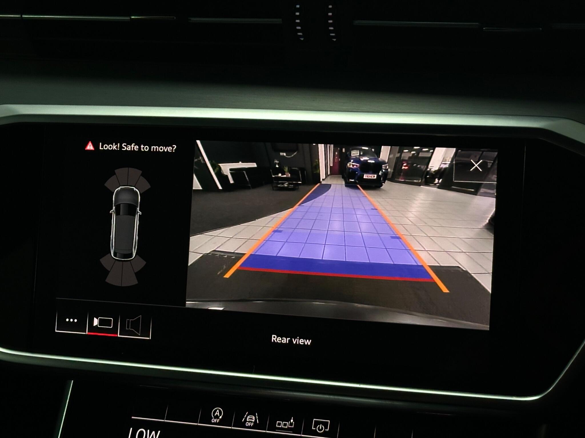 Audi A6 Avant view 28