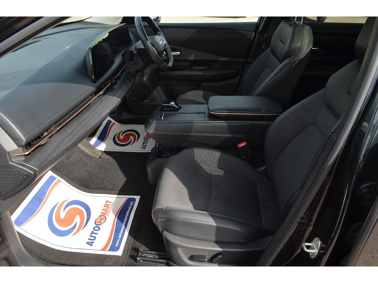 Nissan Ariya view 14