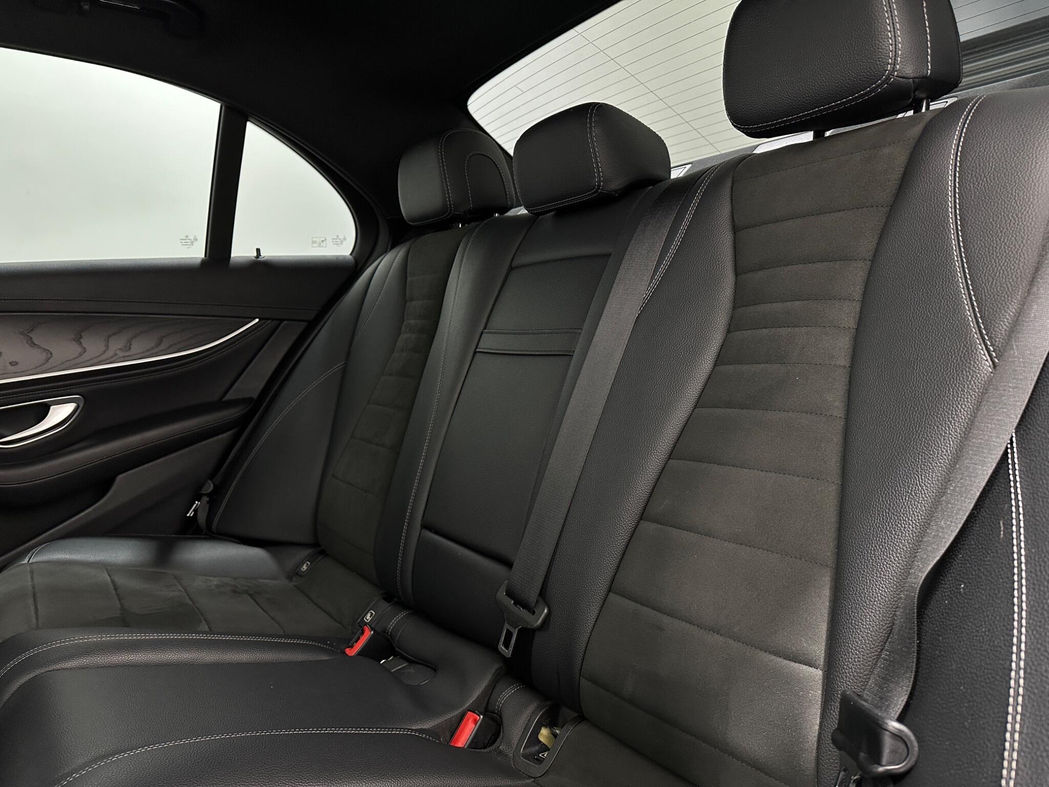 Mercedes-Benz E-Class view 41