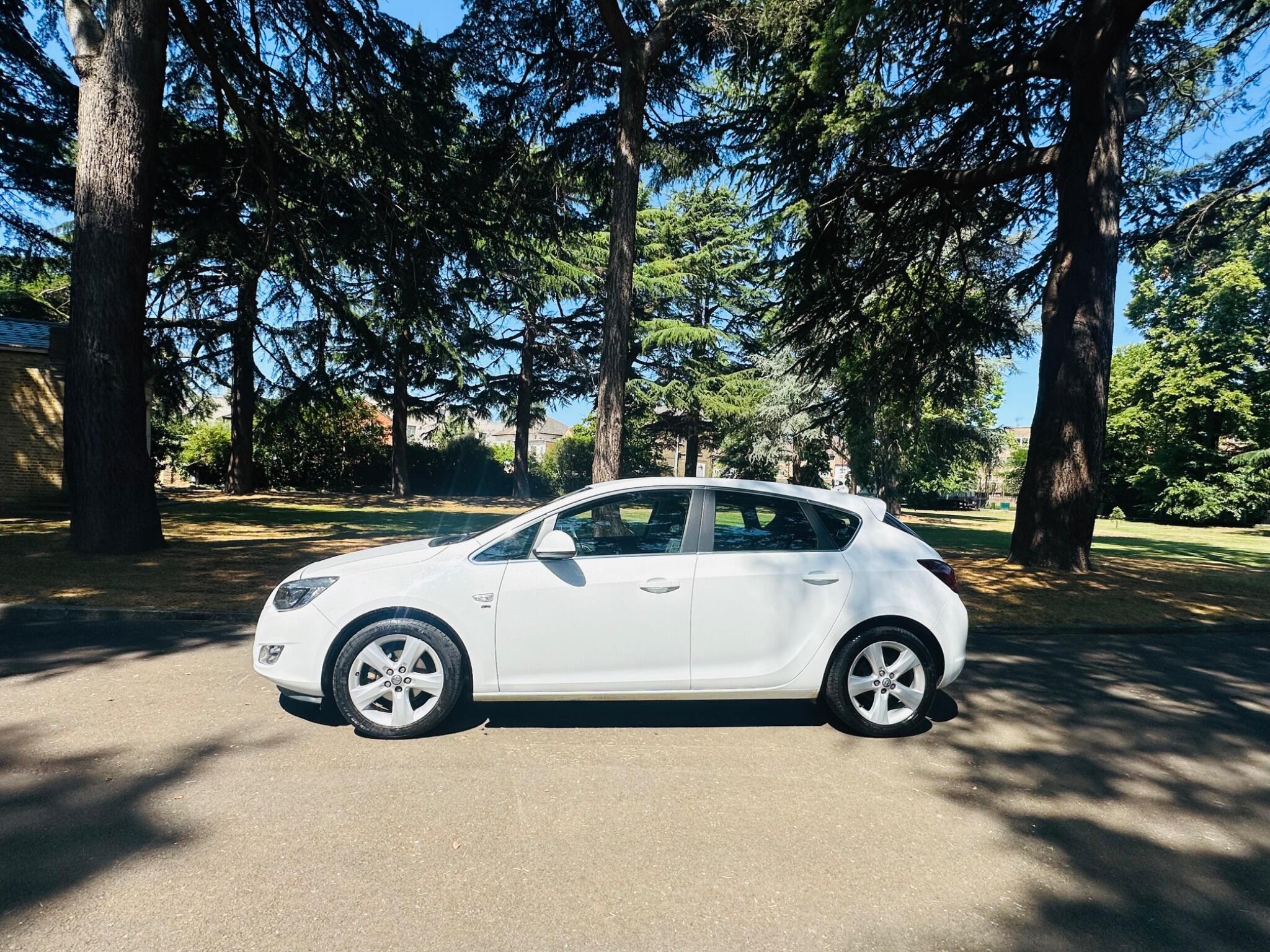 Vauxhall Astra view 2