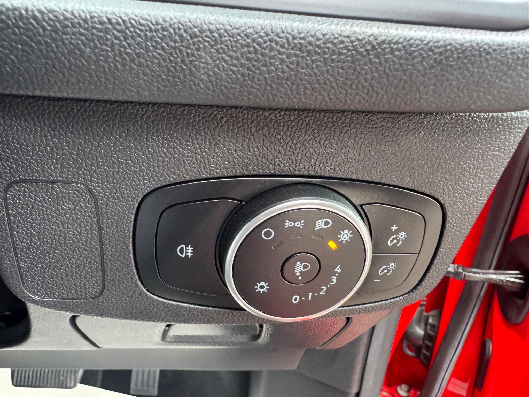 Ford Focus view 17