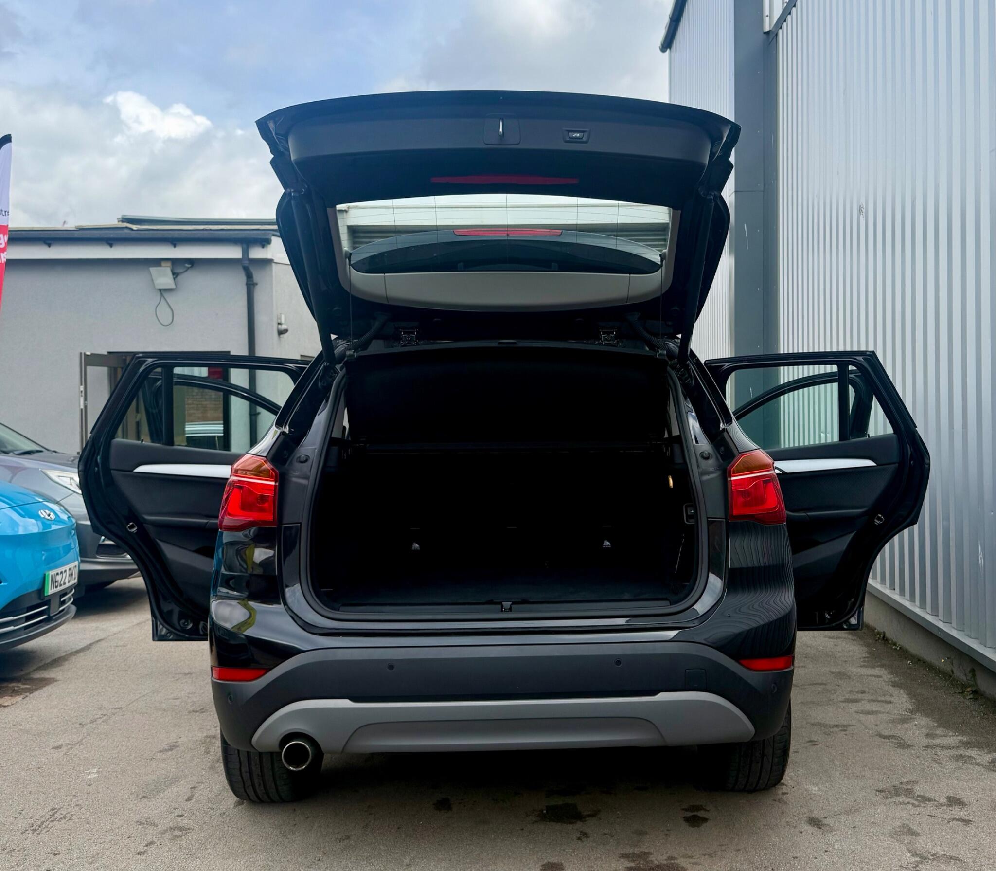 BMW X1 view 22