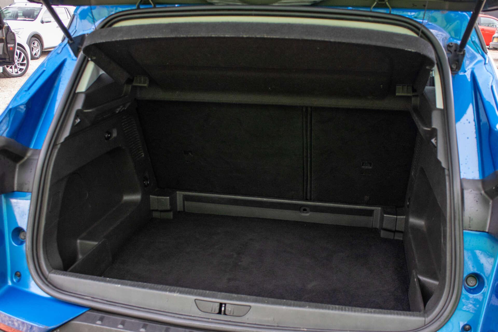 Vauxhall Grandland X view 38