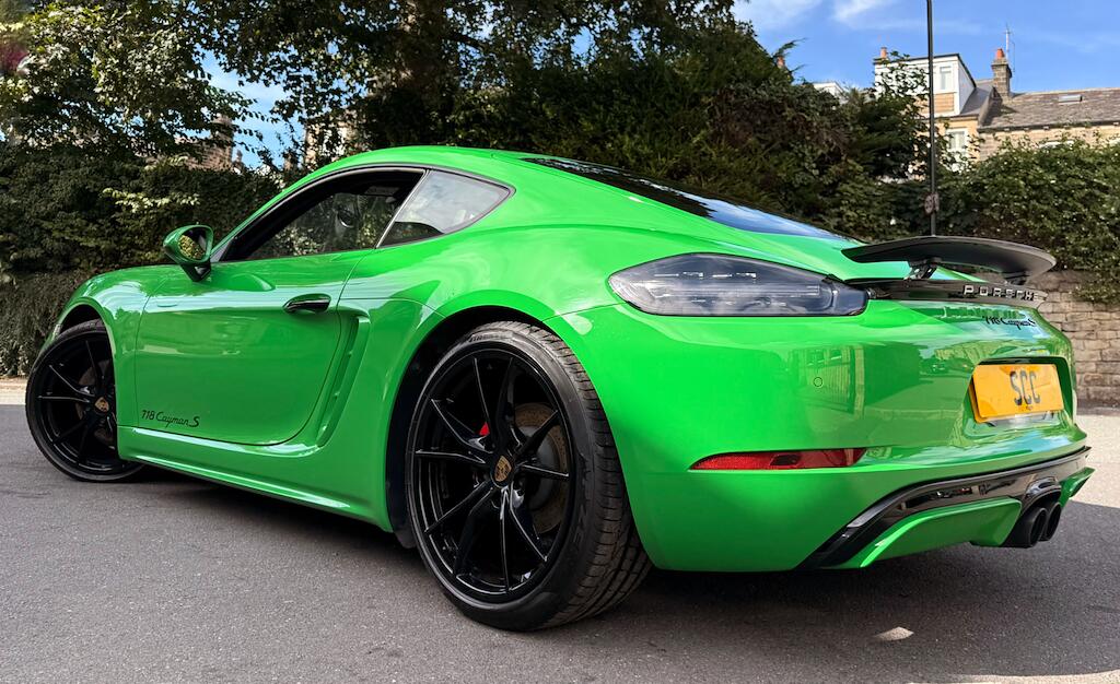 Porsche Cayman view 9