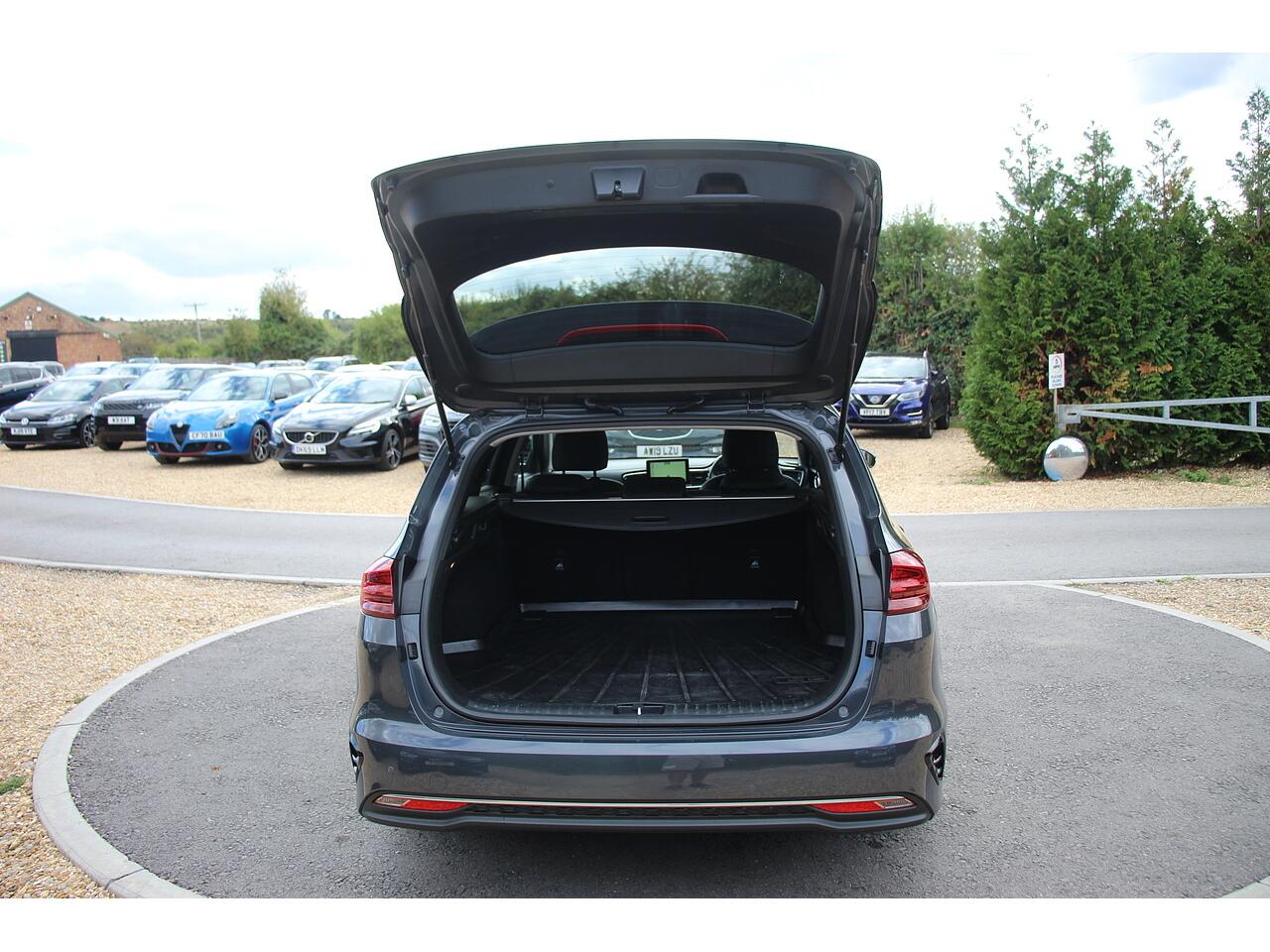 Kia Ceed view 39