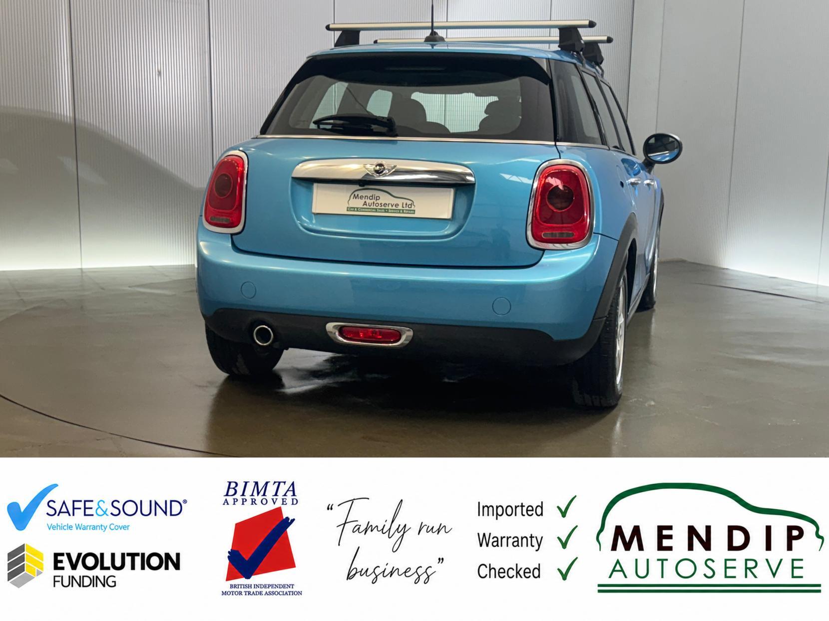 Mini Hatch view 23