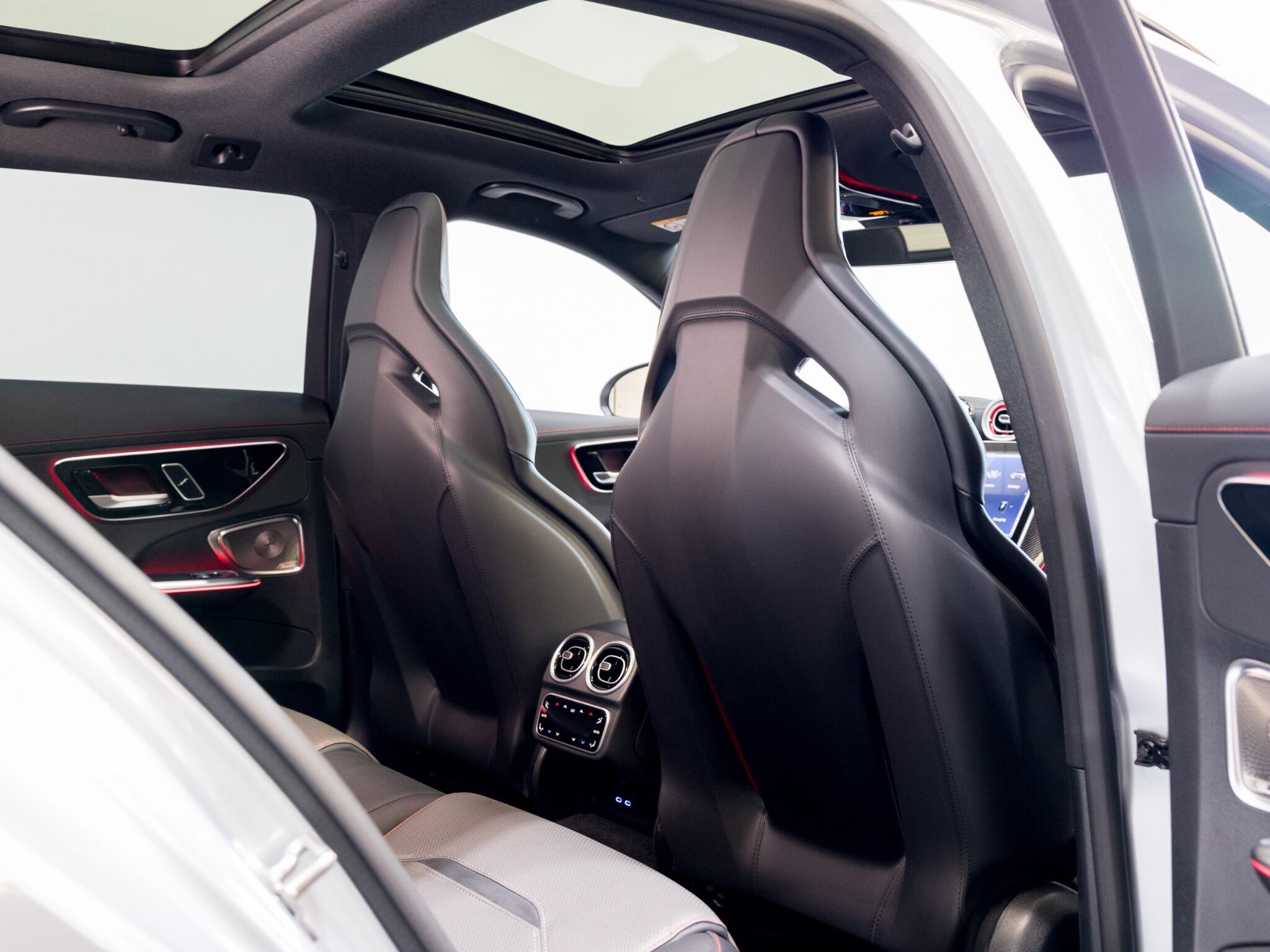Mercedes-Benz C Class view 38