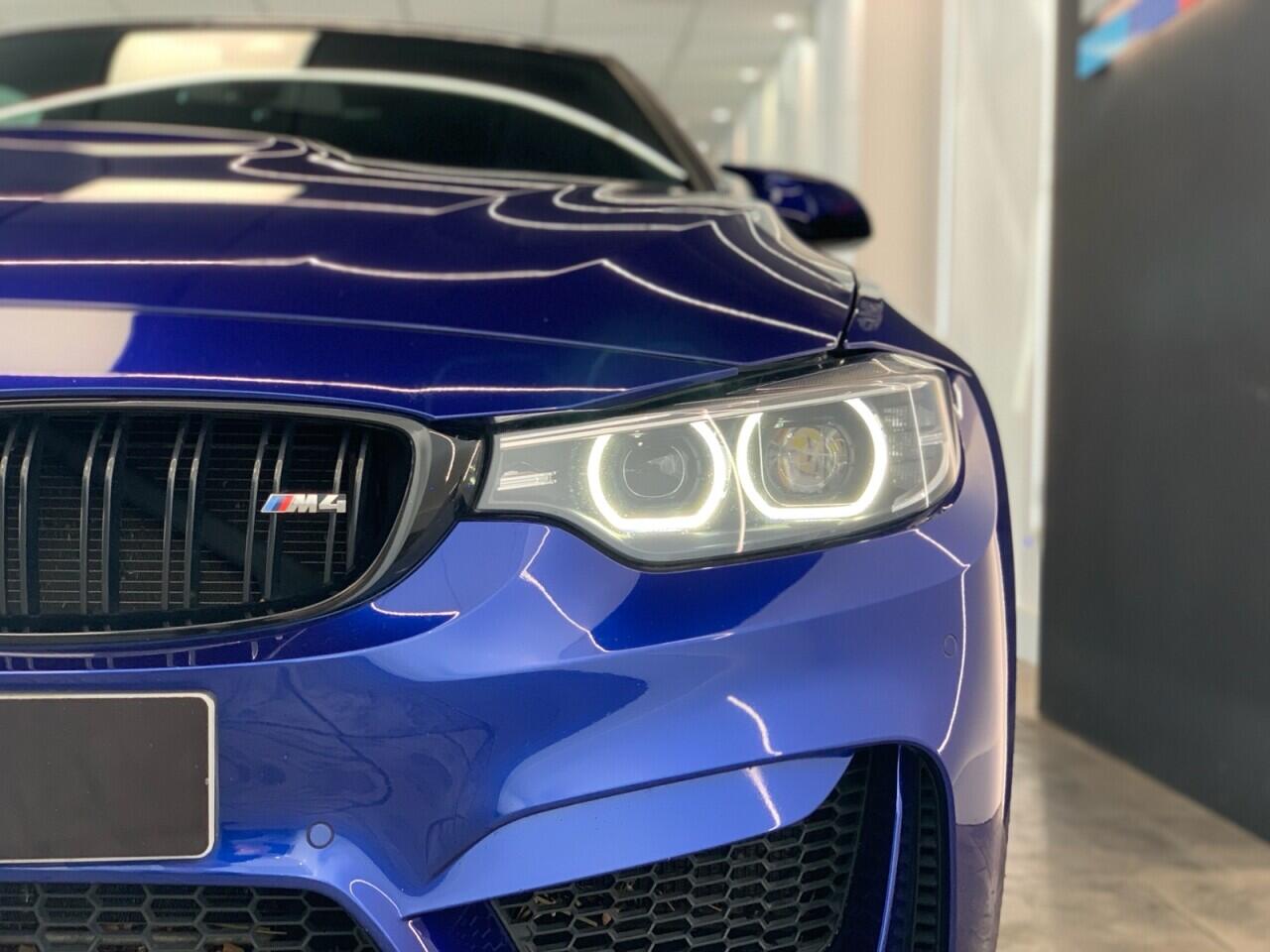 BMW M4 view 8