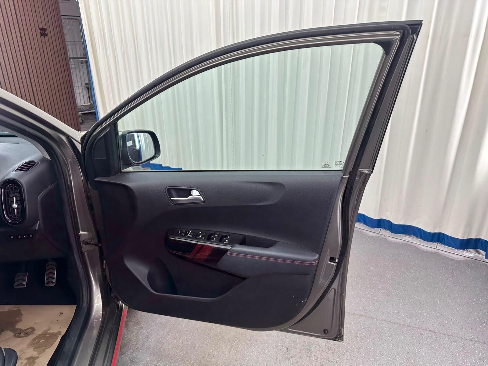 Kia Picanto view 16