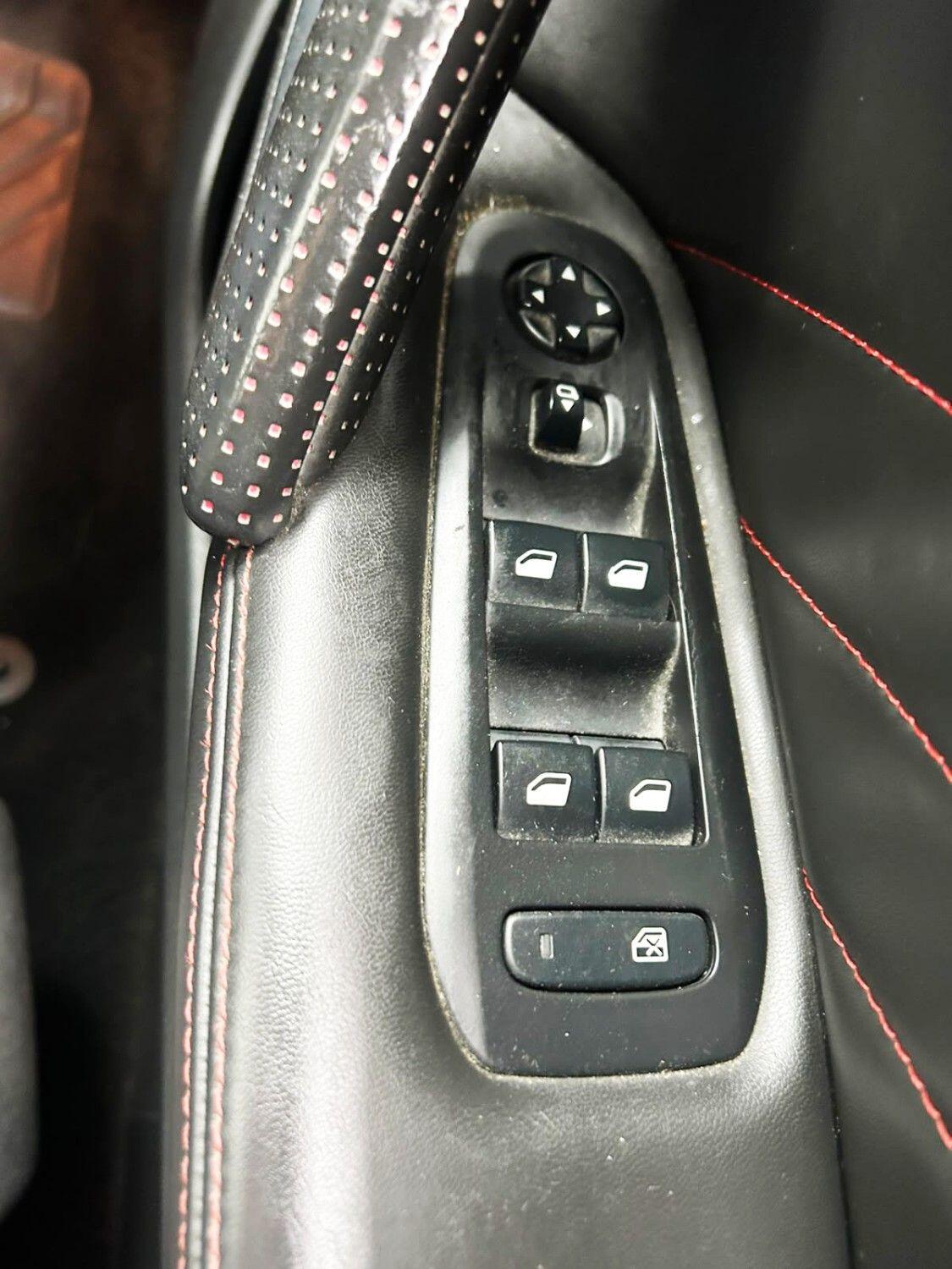 Peugeot 308 view 21