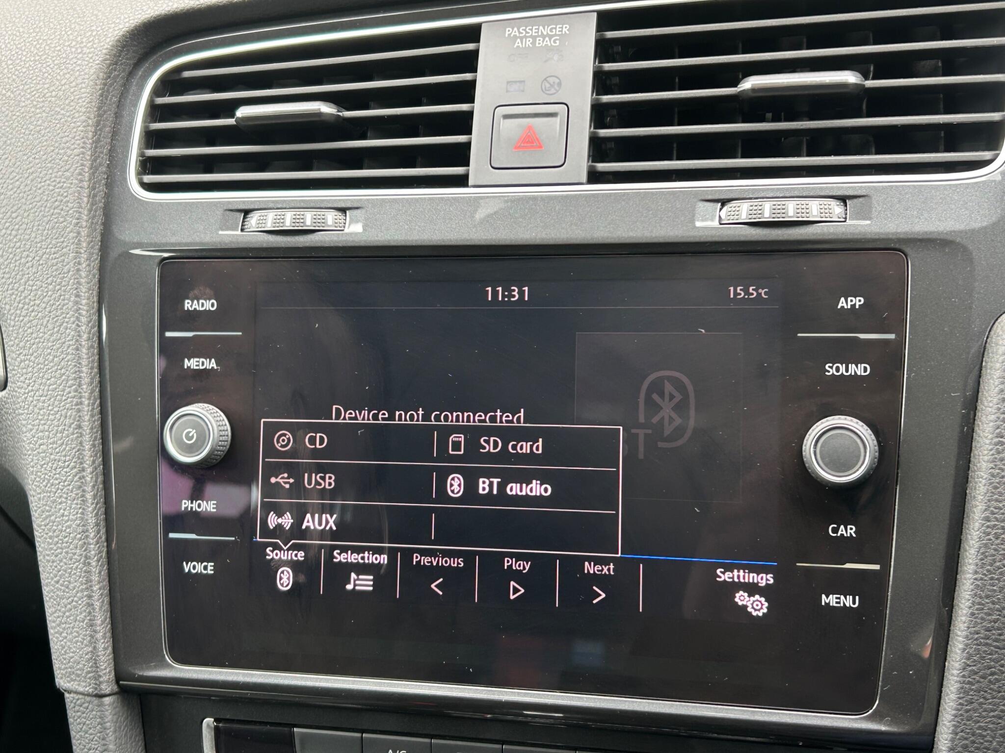 Volkswagen Golf view 41