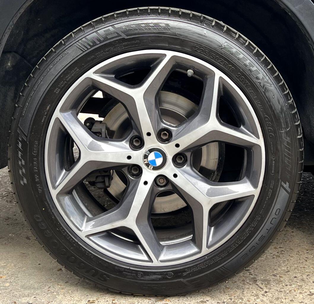 BMW X1 view 11