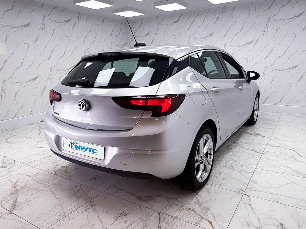 Vauxhall Astra view 11