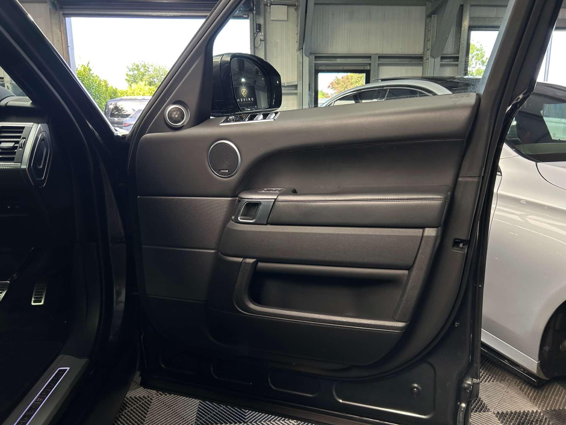 Land Rover Range Rover Sport view 29