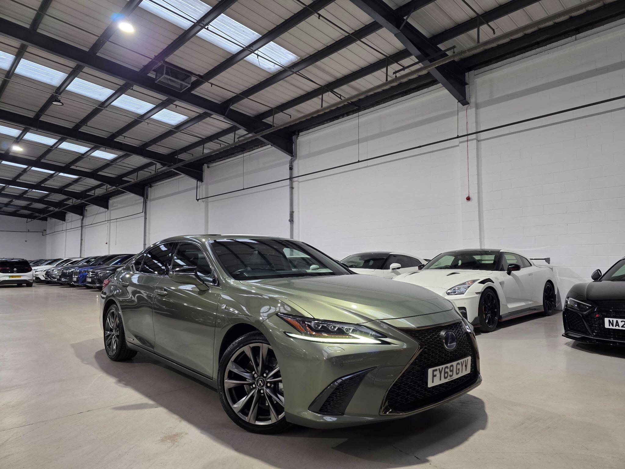 Lexus Es view 3