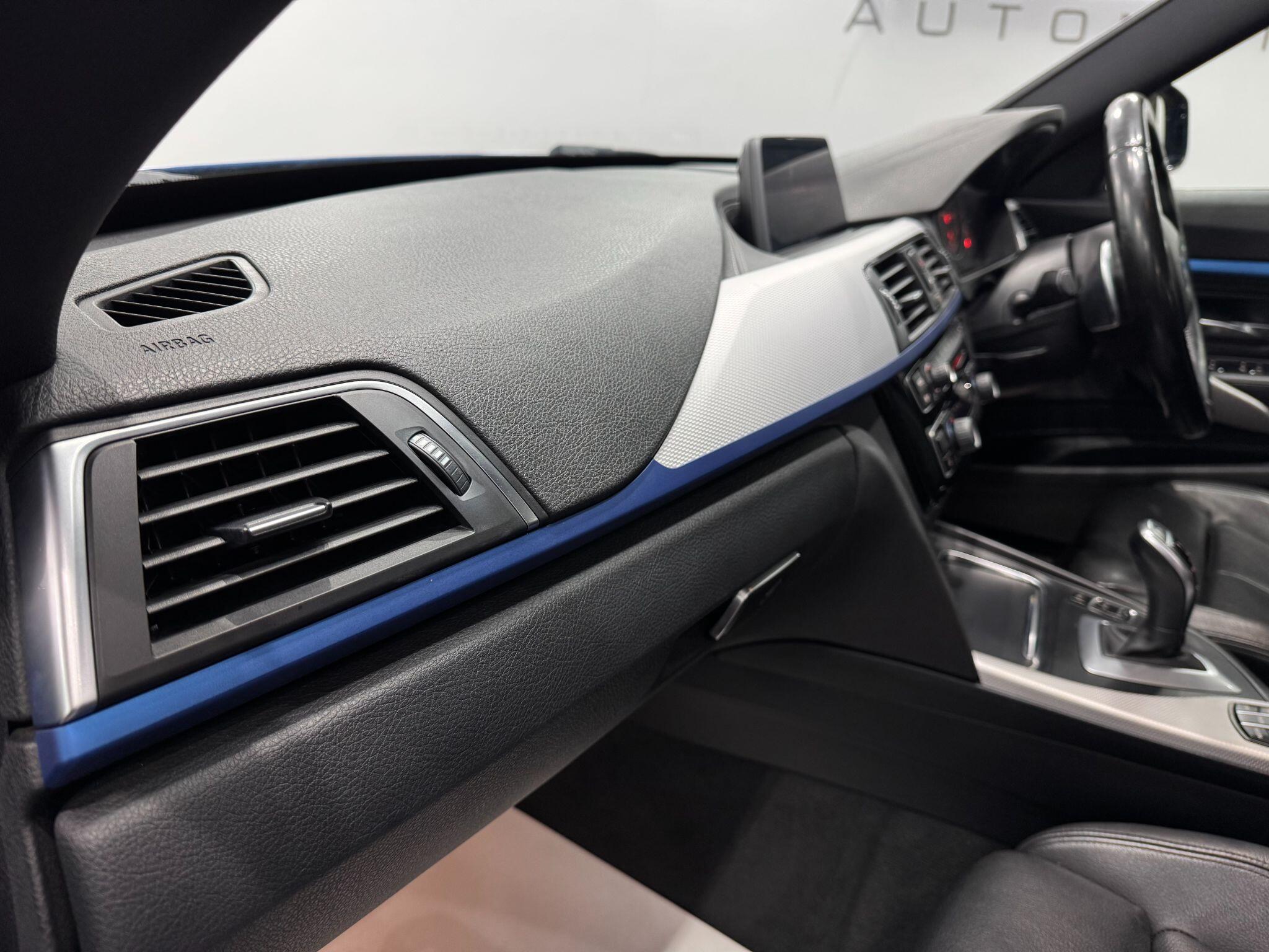 BMW 3 Series view 55