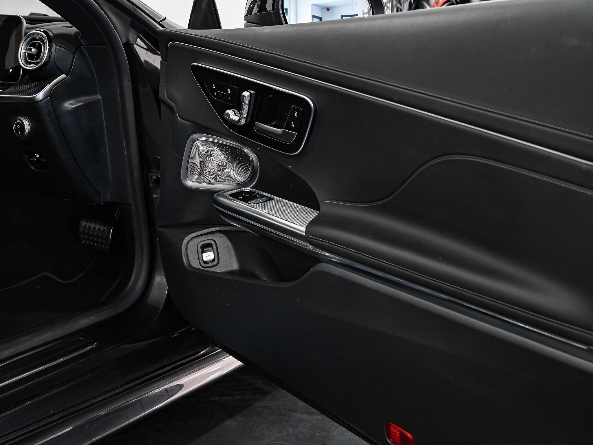 Mercedes-Benz Cle view 27