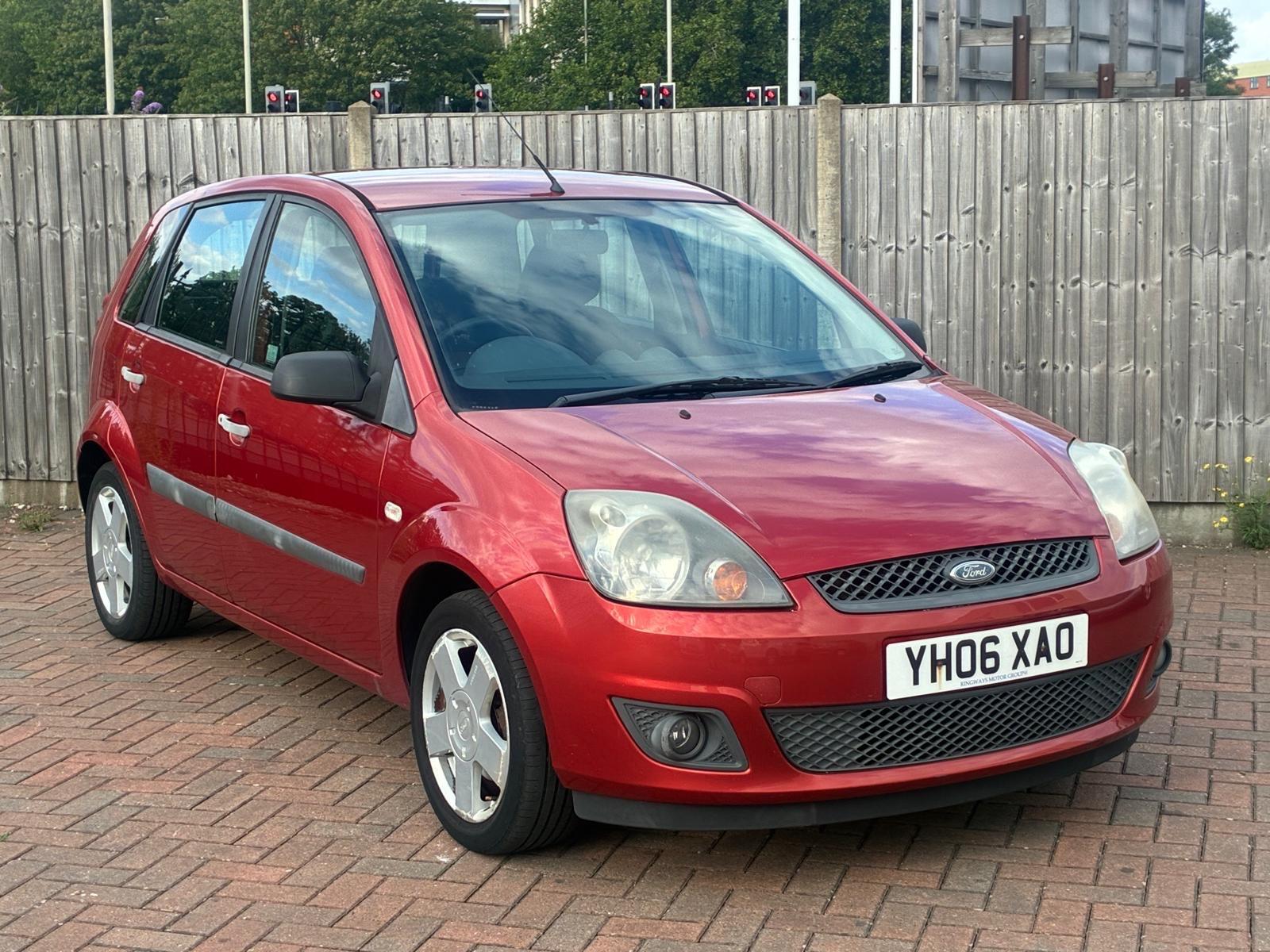 Ford Fiesta view 3