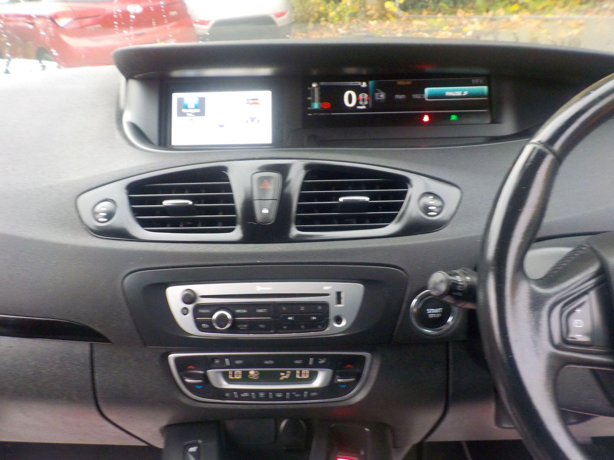 Renault Grand Scenic 1.5 dCi ENERGY Dynamique TomTom Euro 5 (s/s) 5dr