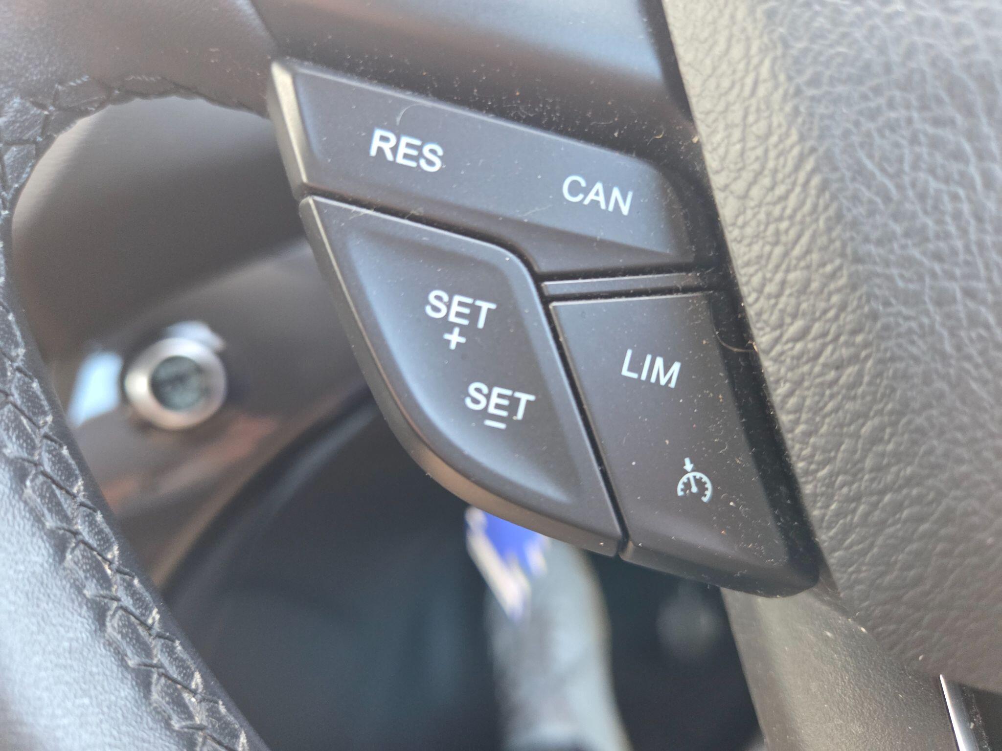 Ford C-Max view 14