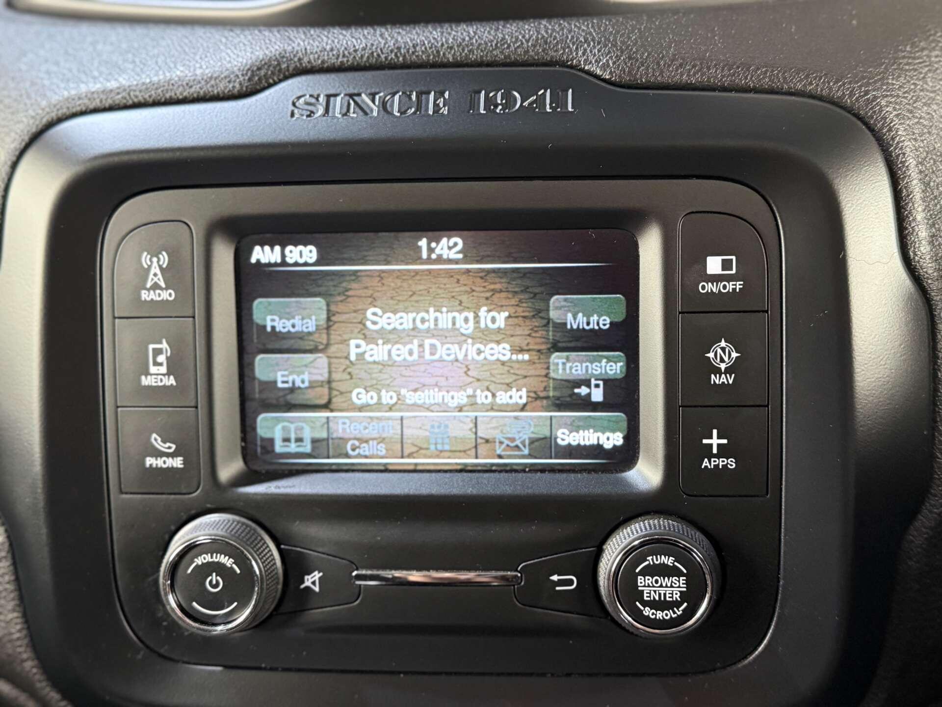 Jeep Renegade view 36