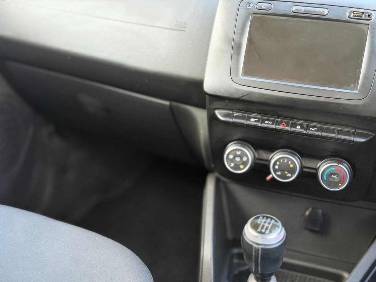 Dacia Duster view 77